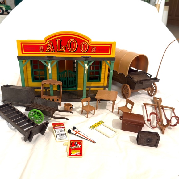 VNTG Playmobil Saloon and Covered Wagon Set - Picture 3 of 16